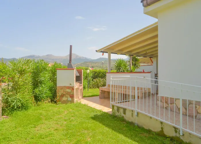 Case Vacanze Mare Nostrum - Villas In Front Of The Beach With Pool