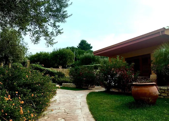 Villa Cattleya
